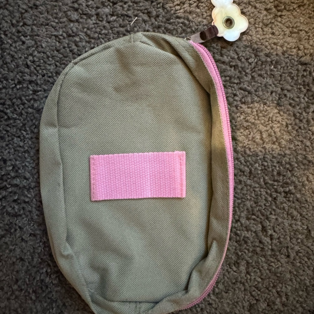 Hello Kitty, pencil case - Picture 2 of 3